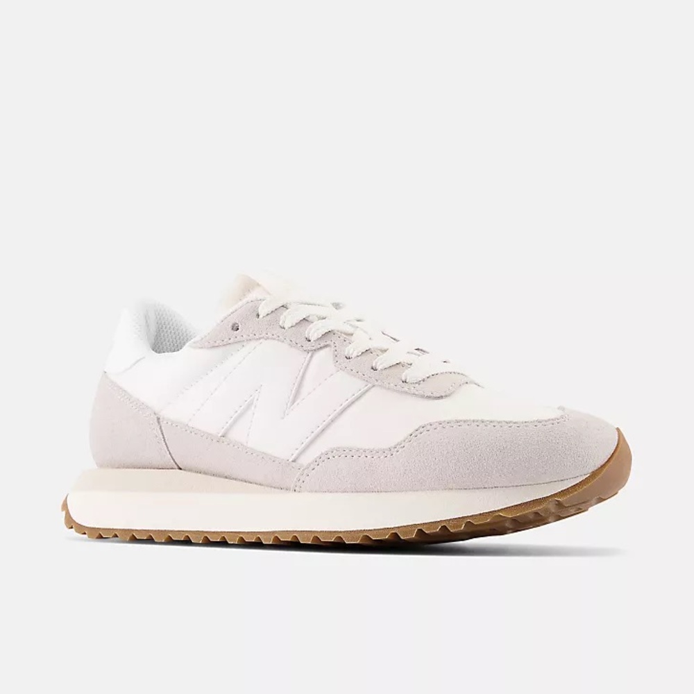 New Balance 237 Running Shoes